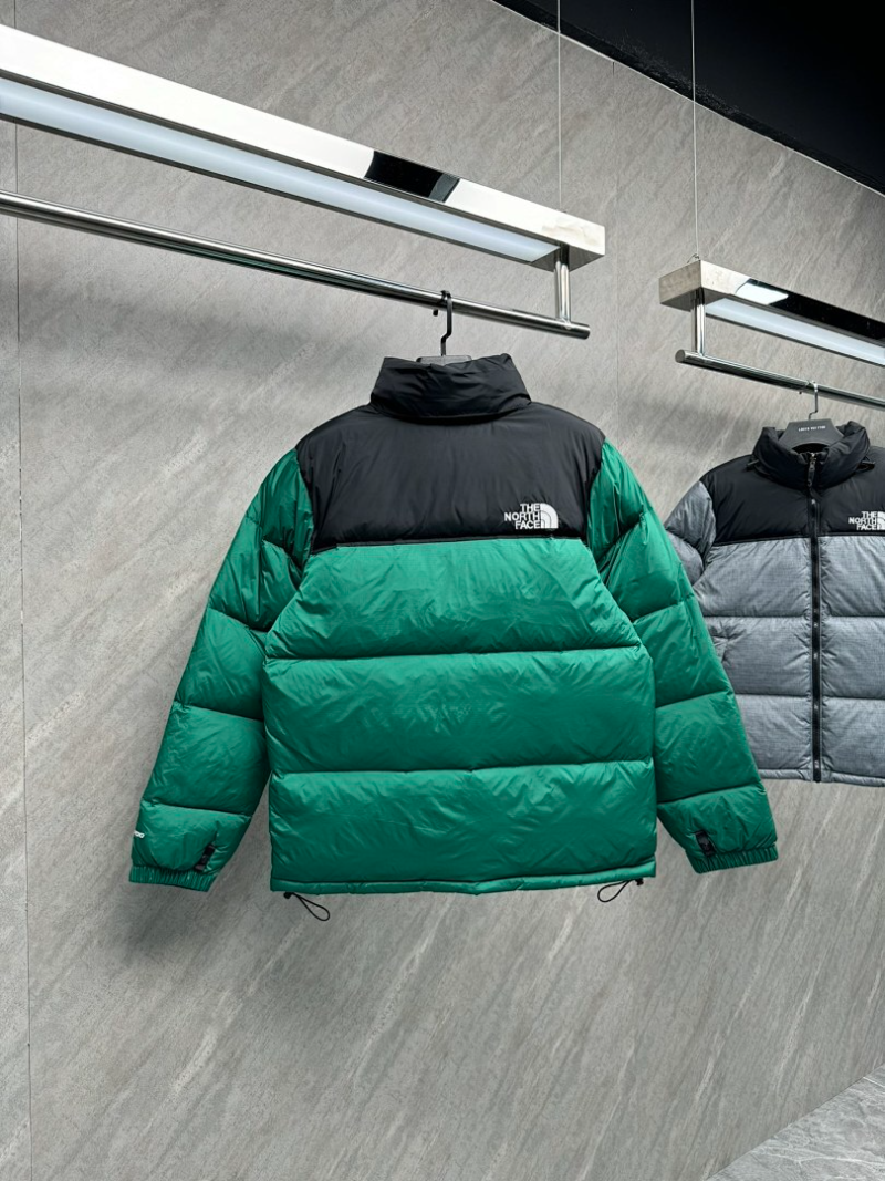 105933 Men's and women's classic down jacket from the north clother
