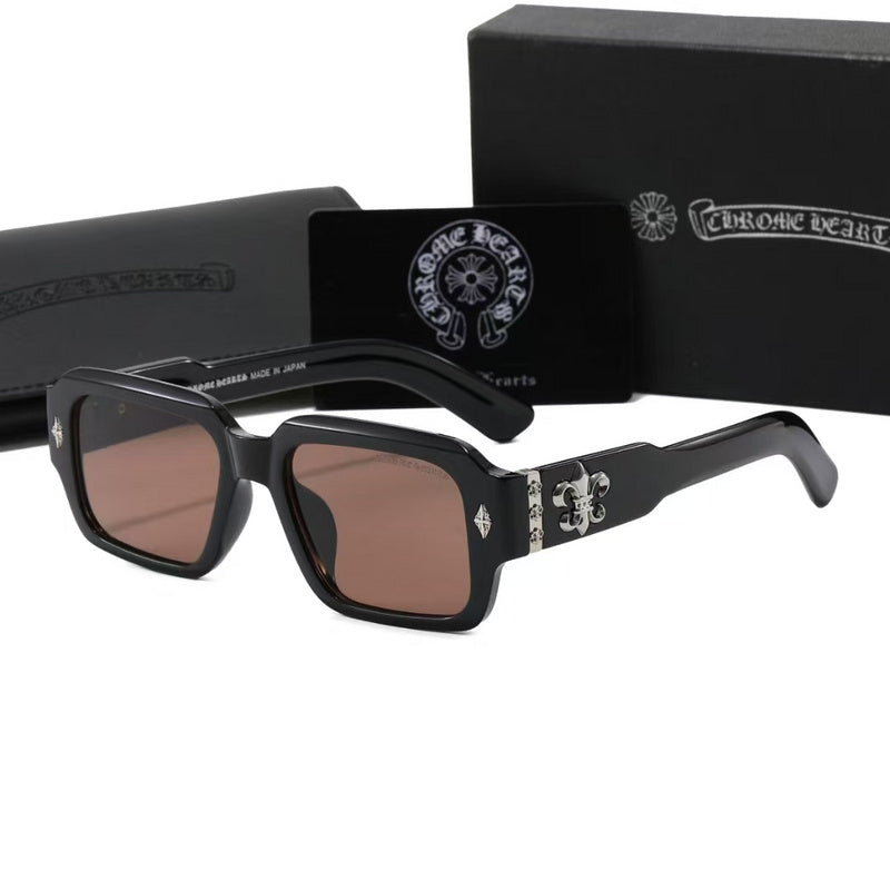 8232 Sunglasses with box