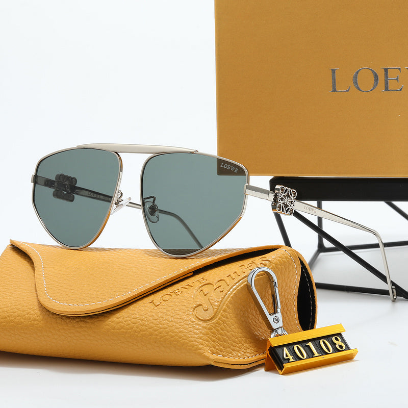 40108 Sunglasses with box