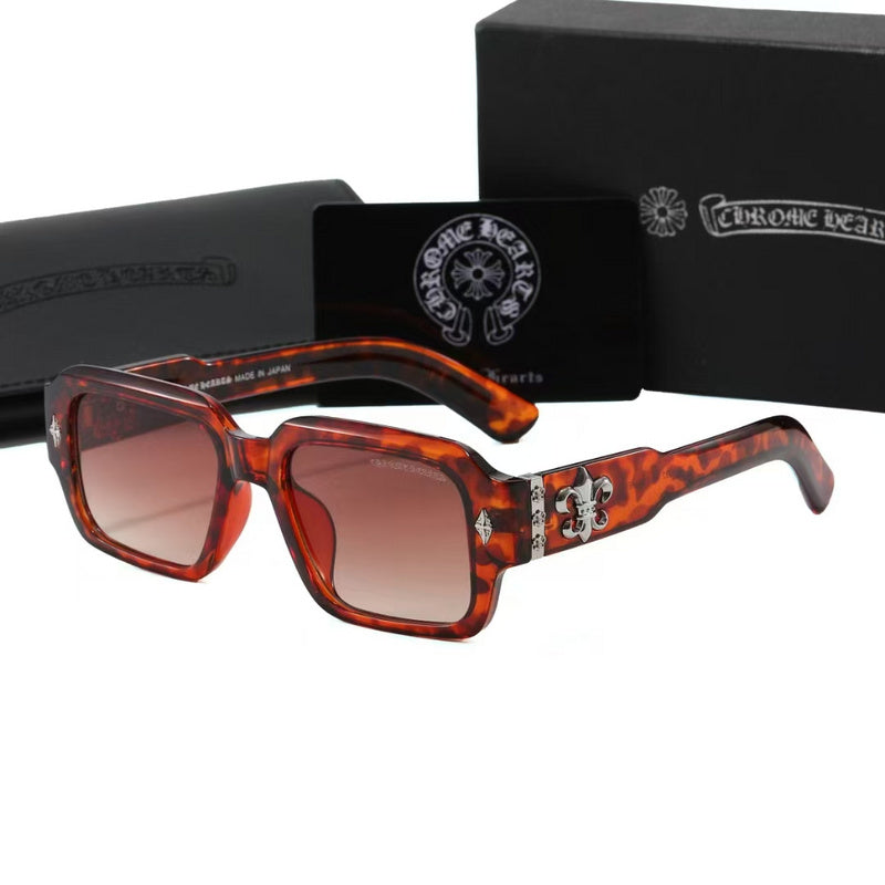 8232 Sunglasses with box