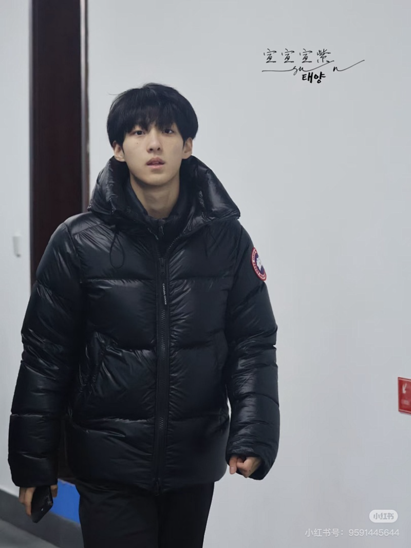 110377 New Men's and Women's Puff Down Jacket clother