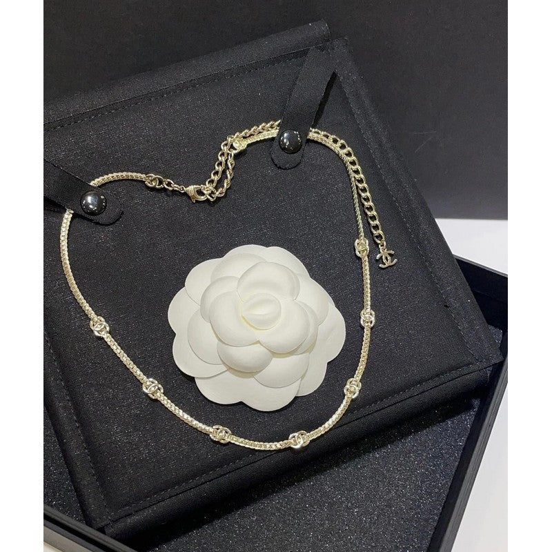 18K Chanel Chain Necklace