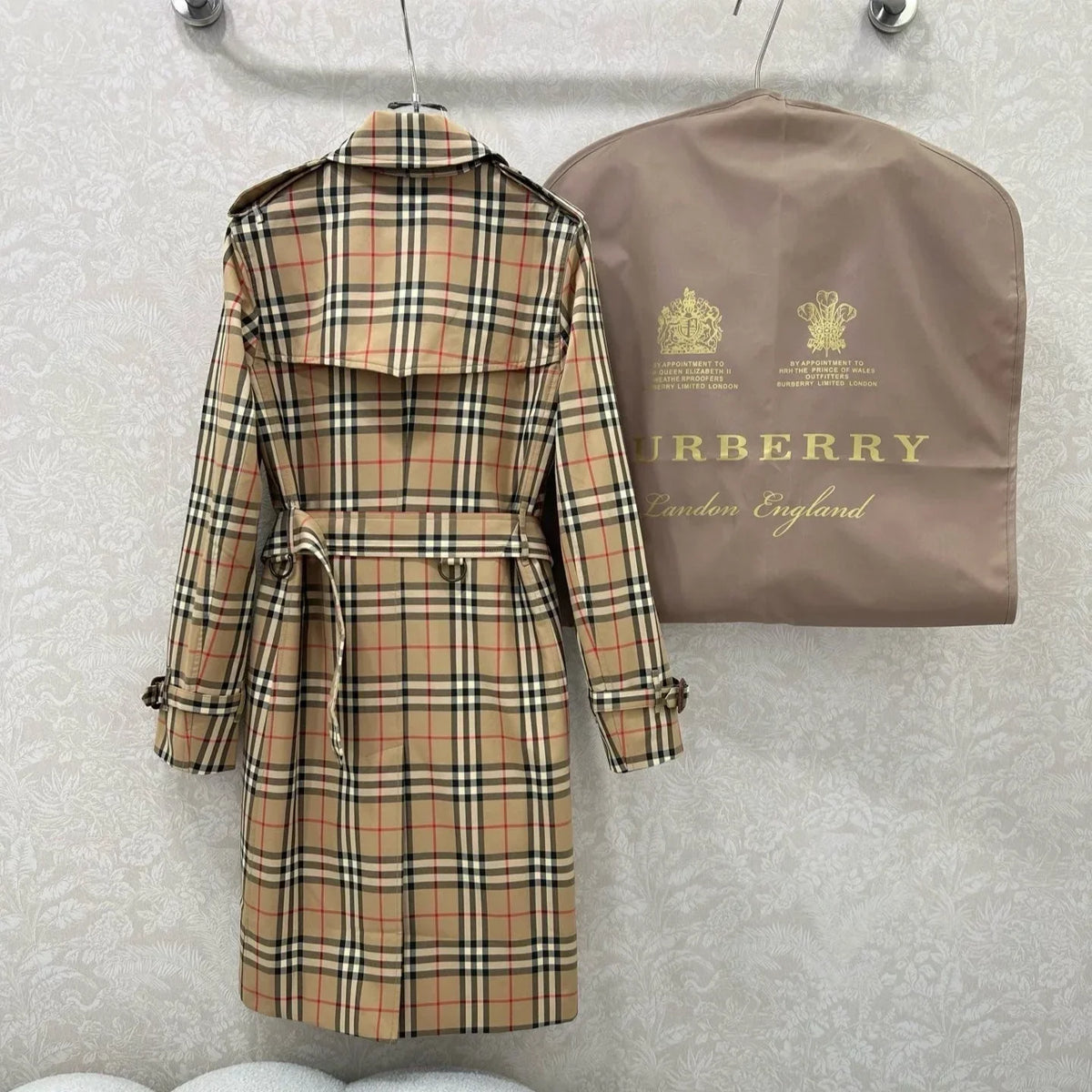 BURBERRY PLAID TRENCH COAT 275085