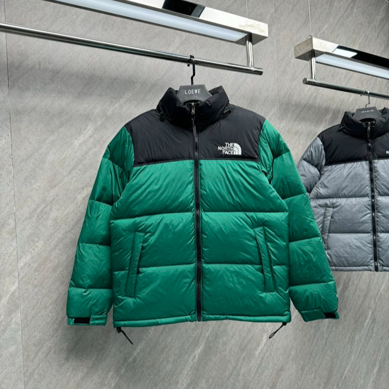 105933  Men's and women's classic down jacket from the north clother